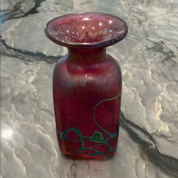 Artistic Pink and Bluish-Green Glass Vase - Picture 2 of 6